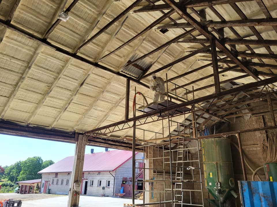 izolacja-hal-rolniczych-i-budynkow-inwentarskich izolacja-hal-rolniczych-i-budynkow-inwentarskich