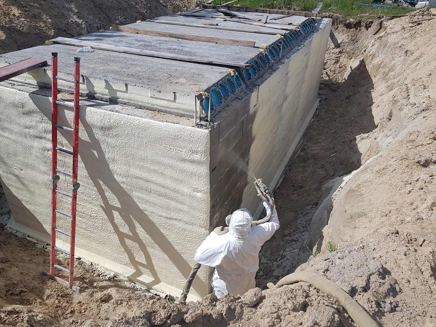 dokładny-natrysk-gwarancją-oszczędności Dokładny natrysk to odpowiedni koszt, ale zabezpiecza przed niepotrzebnymi późniejszymi kosztami